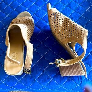 Franco Sarto Heels open toe clunky heel